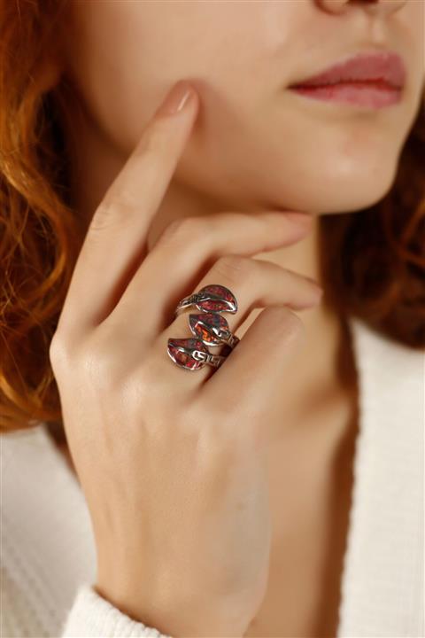 Glint Point Yaprak Model Kırmızı Opal Taşlı Gümüş Yüzük