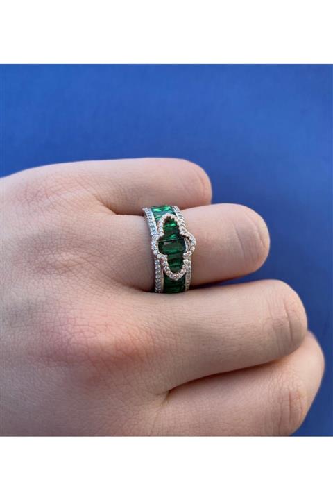 Bi Dünya Gümüş Yeşil Baget Taşlı Trend Rose Ve Rodyum 925 Ayar Gümüş Yüzük