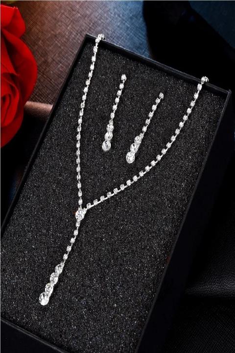 TRENDY Kristal Taşlı Işıltılı Su Yolu Kolye Küpe Seti