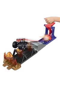 HOT WHEELS Monster Trucks Aksiyona Başlangıç Oyun Seti Gyl09 - Fire Through