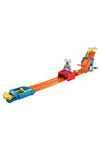 HOT WHEELS Yüksek Skor Atlayışı Yarış Seti Hızlı Geçiş Parkuru CFC30