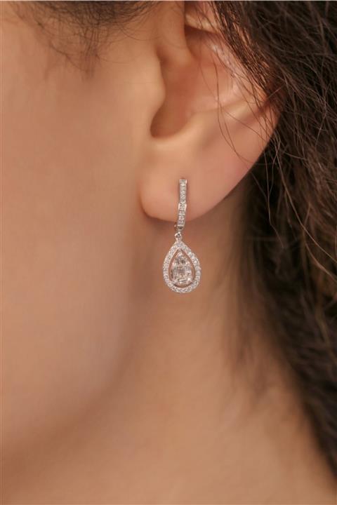 Başbuğ Mücevher Baget Pırlanta Damla Küpe