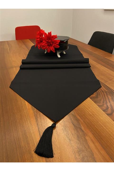 TreeKitchen Üçgen Model Siyah Püsküllü Runner