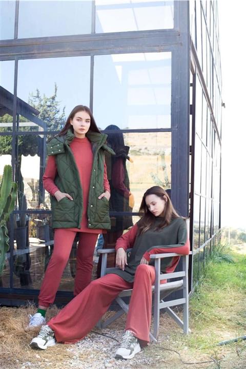 Mevra - Yumuşak Dokulu Jogger Eşofman Kiremit