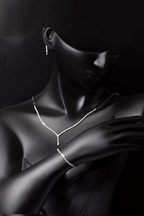 Bilezikci Kadın Beyaz Baget Taşlı 14 Ayar Altın Set