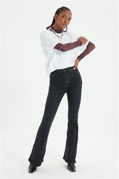 TRENDYOLMİLLA Siyah Yüksek Bel Flare Jeans TWOAW22JE0383