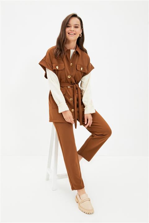 Trendyol Modest Camel Altın Düğmeli Yelekli Pantolon Alt-Üst Takım TCTAW22US0062