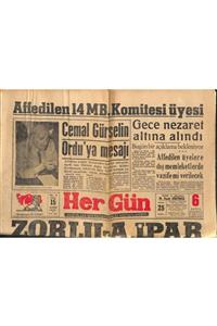 Gökçe Koleksiyon Hergün Gazetesi 15 Kasım 1960  Bakırköy'de Fabrikada 91 Işçi Yemekten Zehirlendi