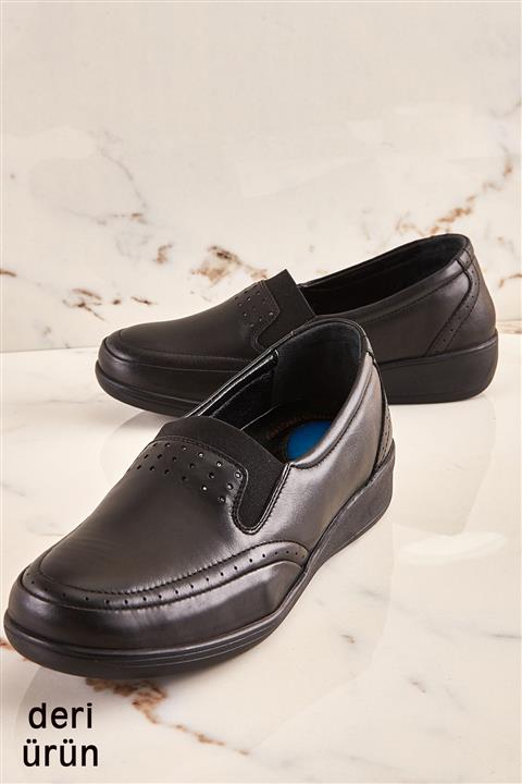 Bambi Siyah Kadın Klasik Ayakkabı K05018351