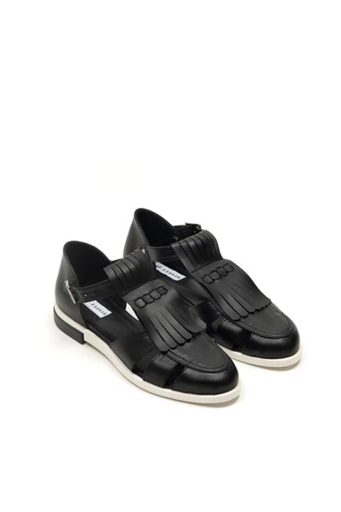 Fahhar Kadın Siyah Püsküllü Ayakkabı