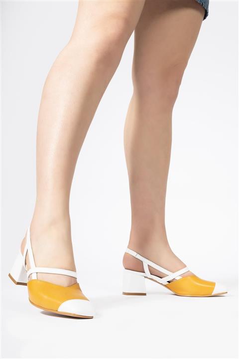 CZ London Kadın Sarı Hakiki Deri  Küt Burun Kare Topuklu Ayakkabı