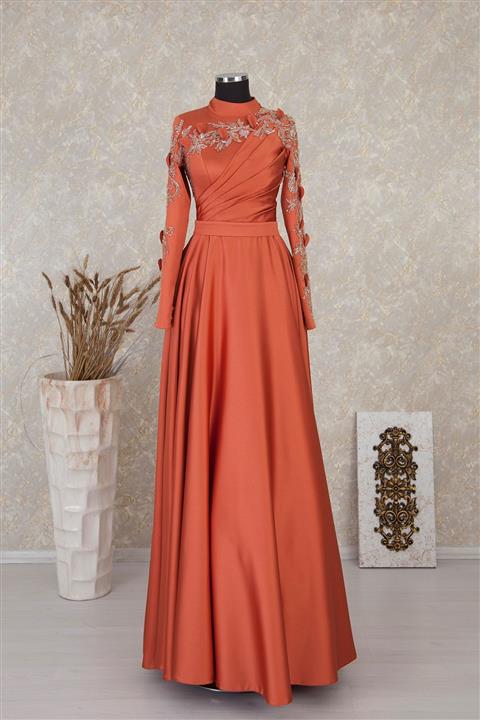 Minelia Kadın Turuncu Tesettür Vera Saten Kiremit Renk Drape Detaylı Abiye