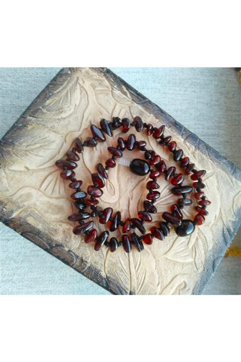 Tesbihci Efendi Kehribar Bebek Kolyesi- Vişne Renkli