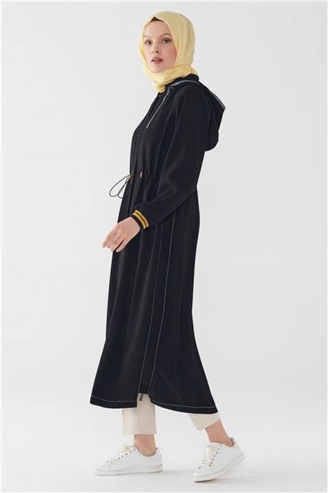 Zühre Kadın Siyah Kapüşonlu Gizli Pat Düğmeli Uzun Kap 11252