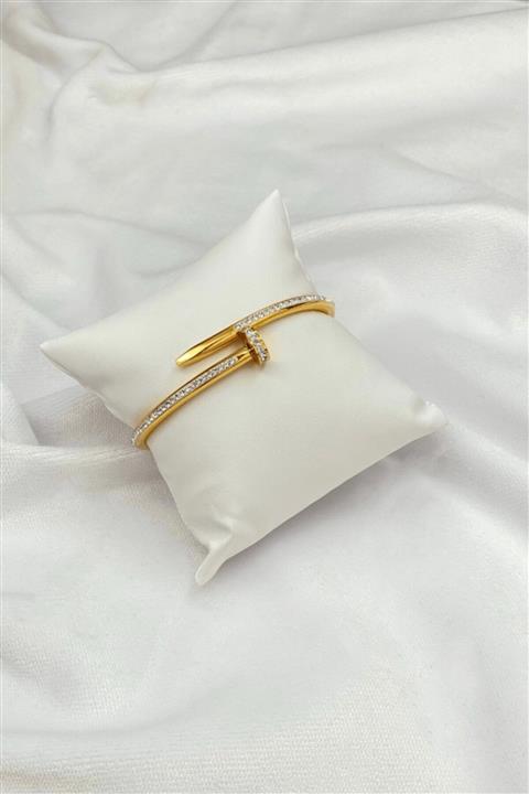 Macfame Kadın Çivili Taşlı Kelepçe Bileklik Dore