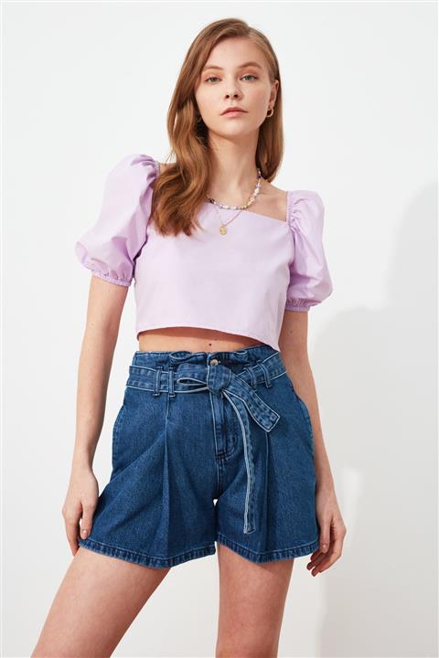 TRENDYOLMİLLA Mavi Bağlama Detaylı Denim Şort TWOSS21SR0510