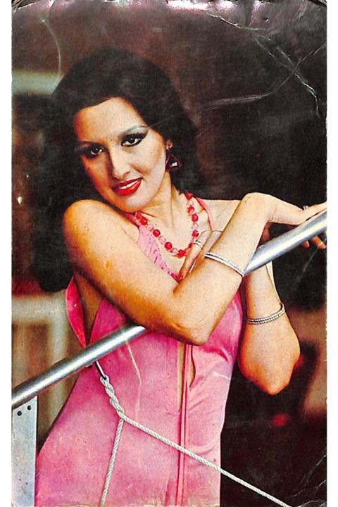 Gökçe Koleksiyon Nükhet Duru Kartpostal