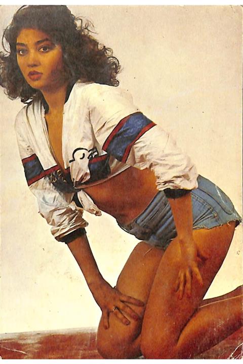 Gökçe Koleksiyon Nazan Saatçi Kartpostal