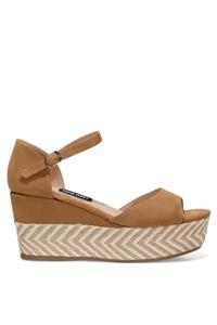 Nine West TRUDELL 1FX Camel Kadın Dolgu Topuklu Sandalet 101030545