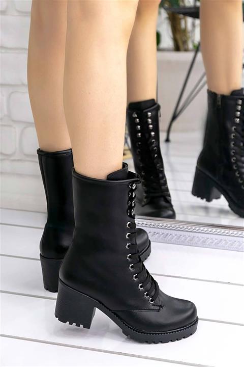 karazona Kadın Siyah Cilt Topuklu Yandan Fermuarlı Bağcıklı Bot Postal Kz1816