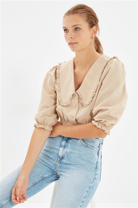 TRENDYOLMİLLA Bej Yaka Detaylı Gömlek TWOAW22GO0186