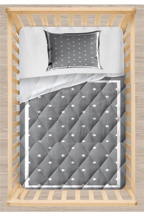 Osso Halı Gri Beyaz Yıldızlar Kapitoneli 3d Desenli Bebek Yorgan Uyku Seti