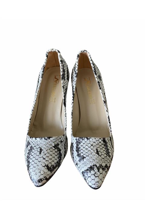 Legend Kadın Beyaz Yılan Deri Görünümlü Stiletto