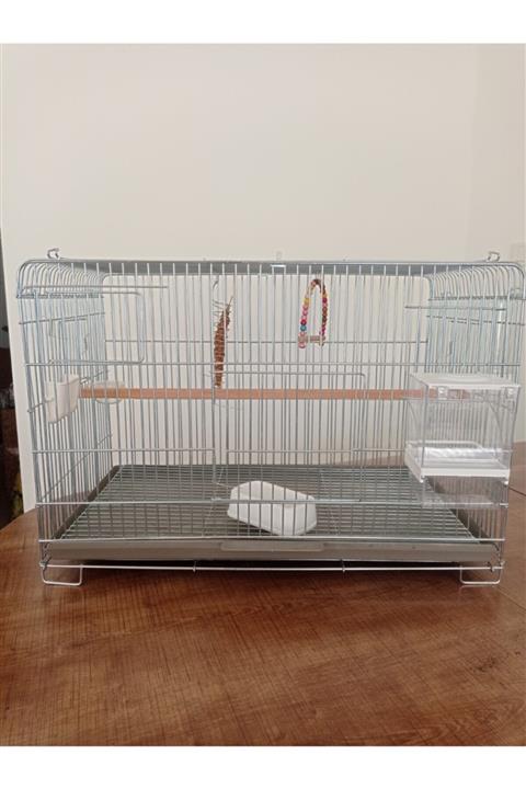 GOLD CAGE 4 Kapılı Aksesuarlı Izgaralı Ayaklı Kuş Üretim Kafesi (60*35*40 Cm)