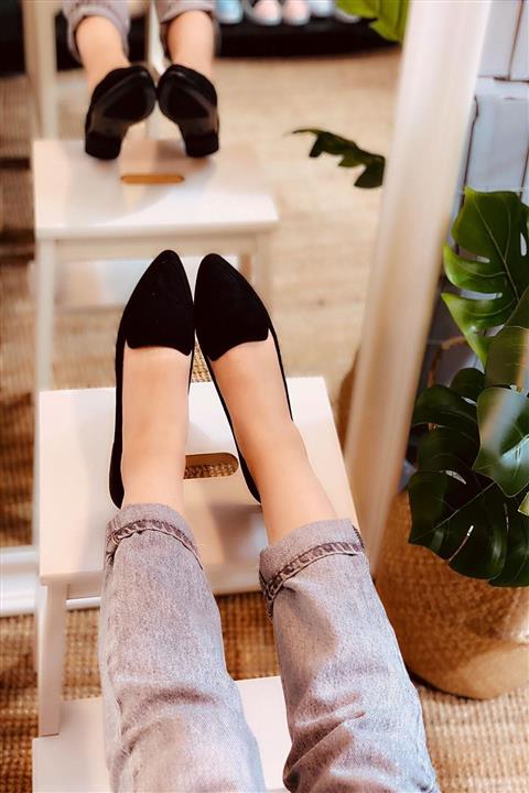 DİVOLYA Alice Siyah Süet Sivri Burun Günlük Babet