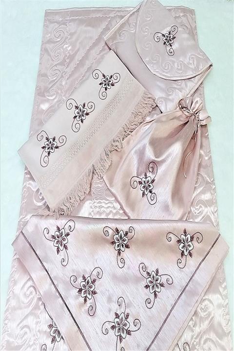 Aşkıminel Seccade,havlu.bohça,kese,kur'an Kabı El Işi Iğne Oyası Çiçek Motiflerden Oluşan Bohça Takımı