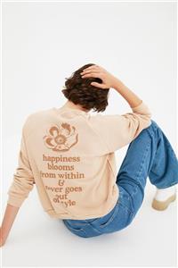 TRENDYOLMİLLA Bej Baskılı Basic İnce Örme Sweatshirt TWOAW22SW1798