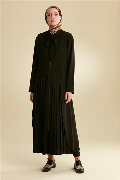 Tuğba Kadın Siyah Pileli Pardesü