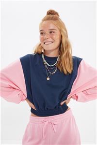 TRENDYOLMİLLA Indigo Renk Bloklu Loose Crop Örme İnce Sweatshirt TWOAW22SW1270