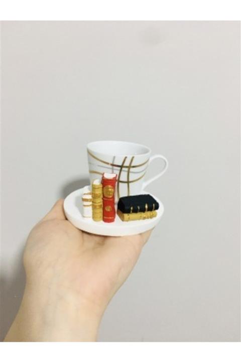 zkhobi Renkli Kitap Dekorlu Fincan Altlığı