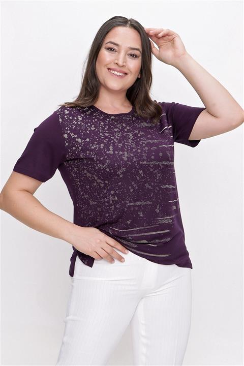 By Saygı Önü Taş Detaylı Desenli Kısa Kollu Büyük Beden Likra Viskon Bluz Mürdüm