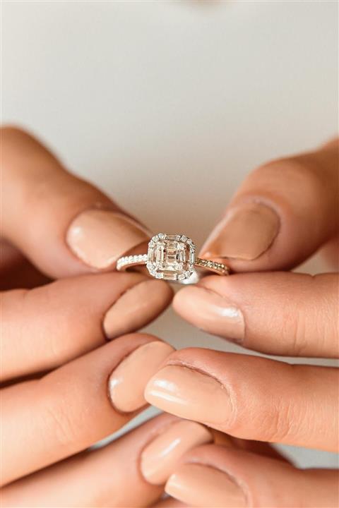 SEMİZ KUYUMCULUK Yeni Baget Pırlanta Yüzük