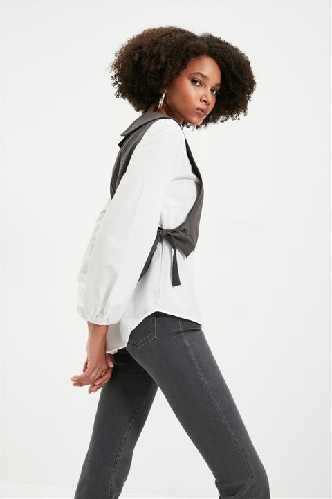 TRENDYOLMİLLA Kahverengi Yaka Detaylı Bluz TWOAW22BZ0391