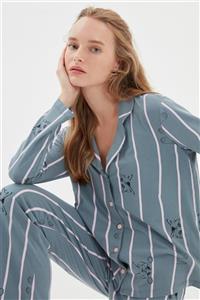 TRENDYOLMİLLA Gri Desenli Örme Pijama Takımı THMAW22PT0770