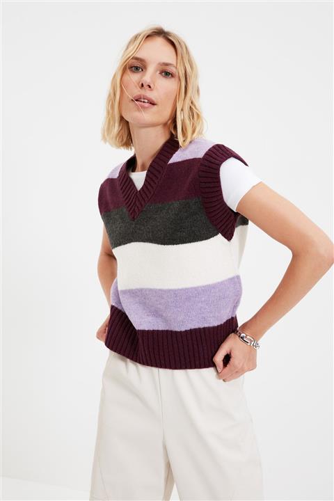 TRENDYOLMİLLA Mürdüm Renk Bloklu Triko Süveter TWOAW22BZ0003