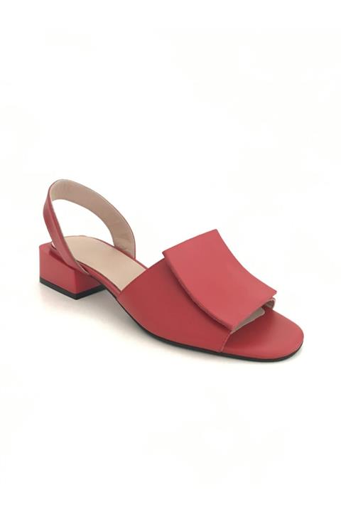 D&A İzland Shoes Kadın Kırmızı Kare Fiyonklu Şık Sandalet