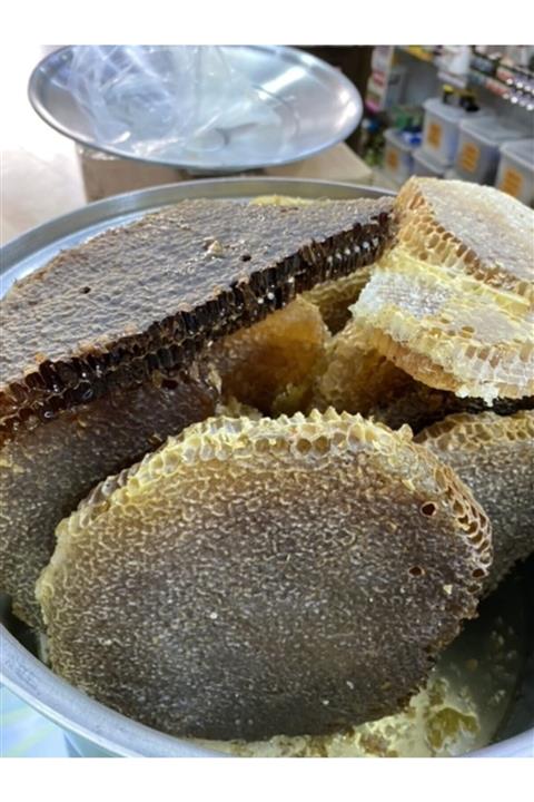 Yeşilxir Karakovan Petek Balı (1 KG) %100 Organik Kesinlikle Şeker Vb. Maddeler Içermez.