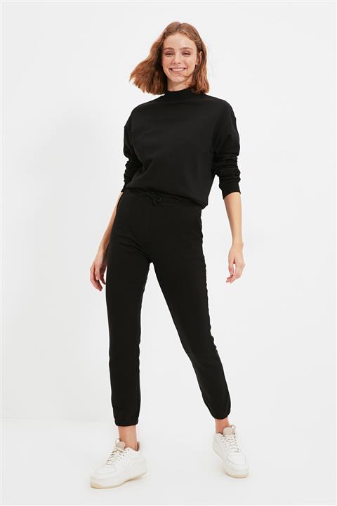 TRENDYOLMİLLA Siyah %100 Organik Pamuk Basic Jogger Pliseli Örme İnce Eşofman Altı TWOAW22EA0148