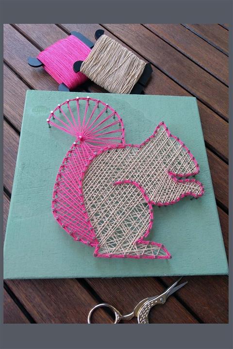 ROPENROLL SİNCAP,  ÇİVİLERİ ÇAKILMIŞ HAZIR HALDE, String Art, Filografi DIY Paneli (İPLER DAHİL DEĞİLDİR)