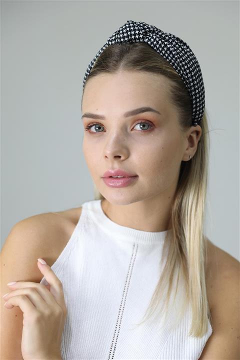 Much and More Siyah Kazayağı Vintage Taç