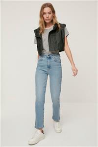 TRENDYOLMİLLA Mavi Yüksek Bel Mom Jeans TWOAW22JE1586