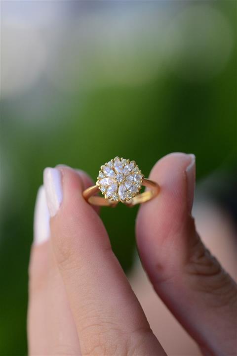 LOTUS GÜMÜŞ Felisya Çiçeği Beyaz Taşlı 14 K Rose Altın Kaplama Ayarlanabilir Kadın Yüzük