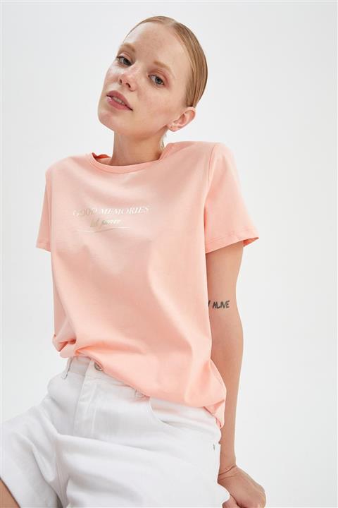 DeFacto Kadın Turuncu Varak Slogan Baskılı Relax Fit Kısa Kollu Tişört W2897AZ21HS