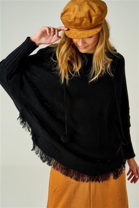 AQE FASHION Kadın Kapüşonlu Ponponlu Siyah Panço