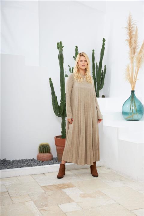 Butik Esra Kandemir Piliseli Standart Beden Camel Triko Elbise