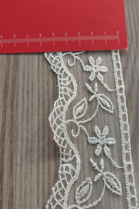 DUAYEN Tül Üzeri Işleme Hayat Desen 8.5 Metre Krem